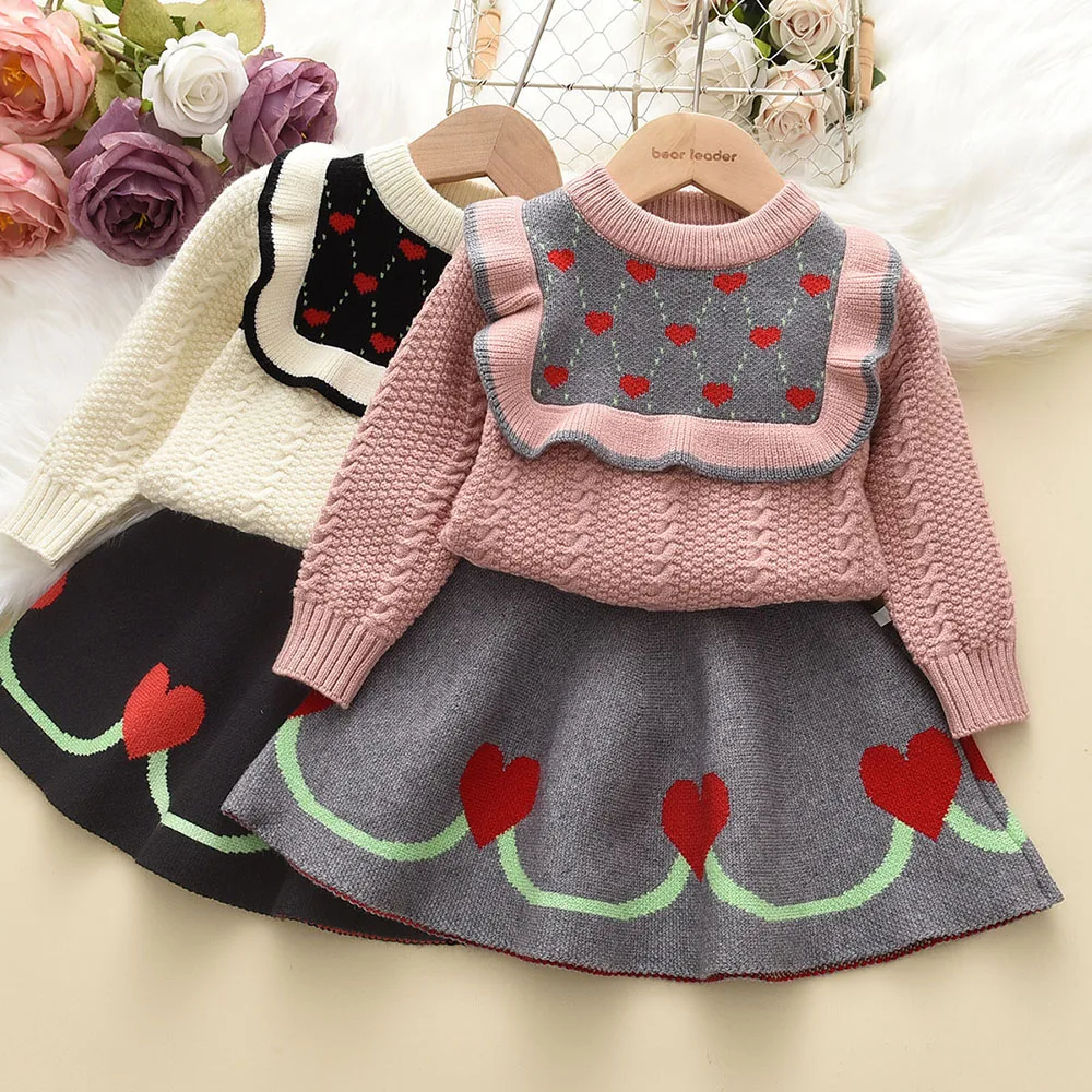 

Baby Girls Set Autumn Winter New Sweater Knitting Tops + Short Skirt 2pcs Set Cute Girls Long Sleeve Knitting Christmas Suits