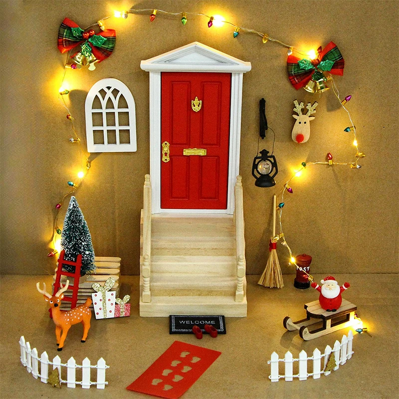 

Christmas DollHouse Red Christmas Door Decor String Hat Wreath Mini Tree Gift Boxes Fairy Toyhouse Miniature Scene Model