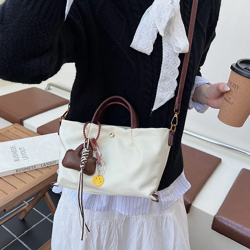 Korean Version Women'S Shoulder Bag Fashion Casual Nylon Crossbody Bag Black Handbag Commuting Bag