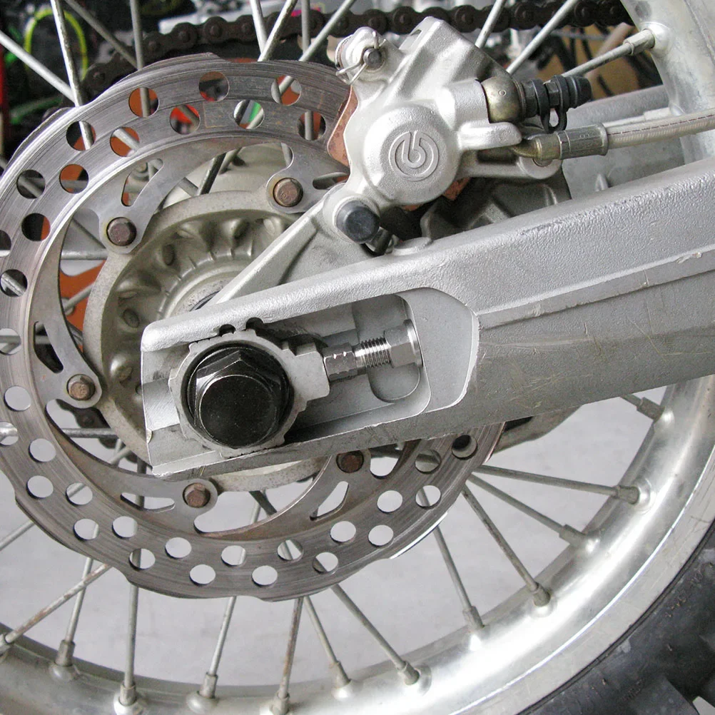 アクスルブロック・チェーンアジャスターからZETA:ジータの口コミ・動画インプレッションを探す(1)| ウェビック オートバイ CNC リアチェーンアジャスターアクスルブロック SX SXF XC XCF 85 125 150 200 250 30