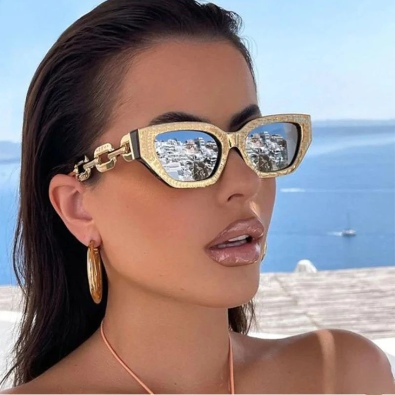 

INS Vintage Cat Eye Sunglasses Women 2022 Trend New Fashion Small Metal Chain Sunglasses Elegant Eyeglasses Fashion Black Shades