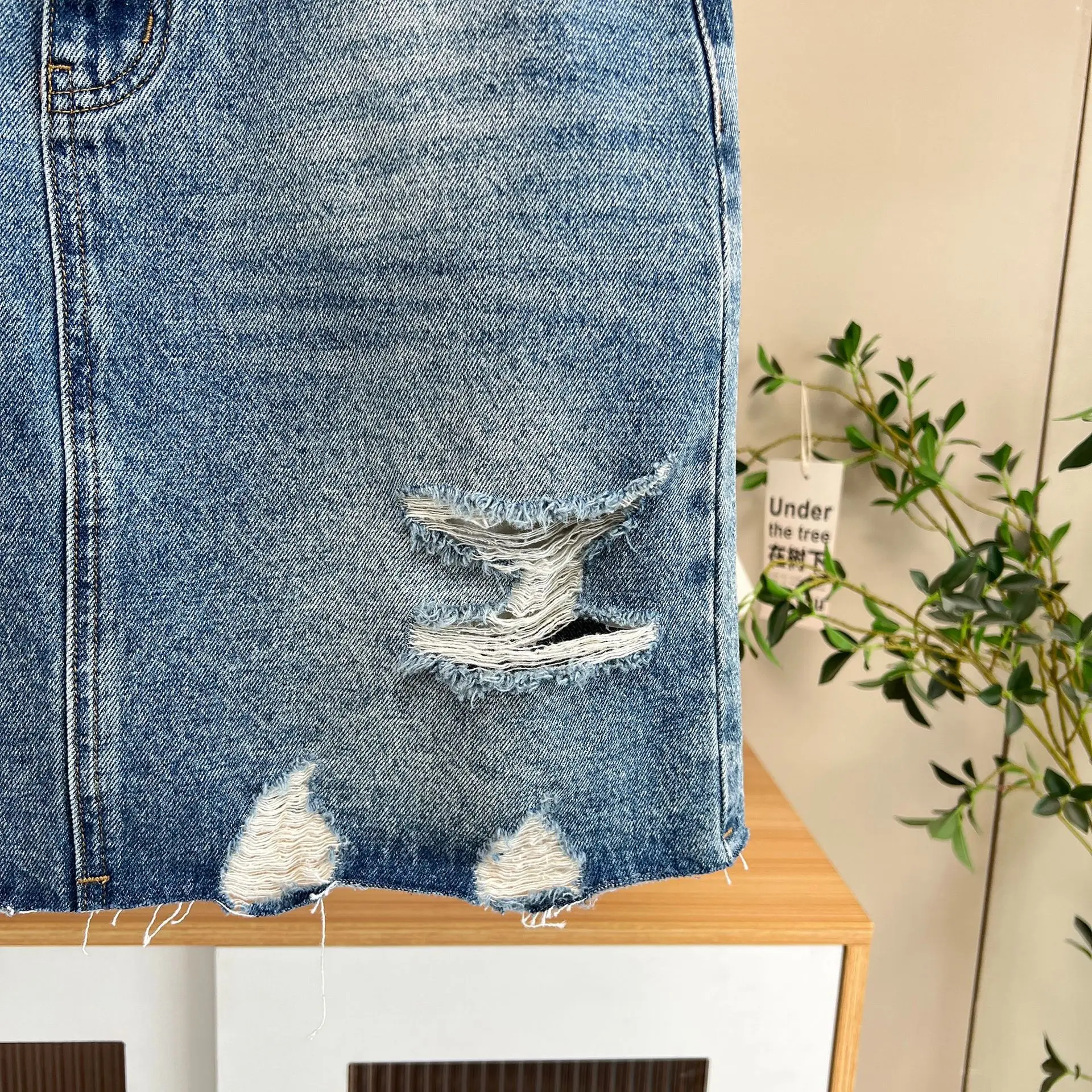 Plus Size Women's Denim Skirt Summer New Fashion Premium Ripped Holes 100KG Mid-length Skirt With Safety Short Pants 9368