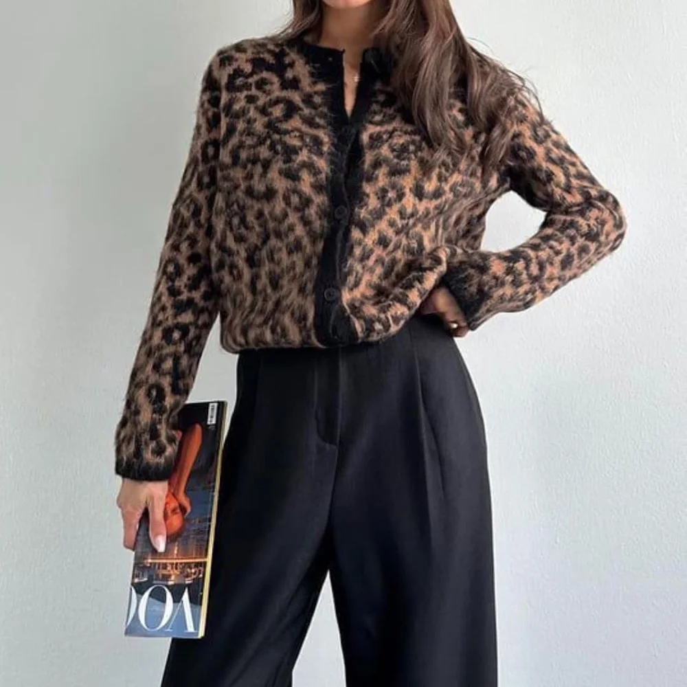 Tuularose Women's Leopard Print Cardigan Loose Casual Knitted Printed Long Sleeve Jacket Y2k Retro Autumn Warm Cardigan Top Lady 3