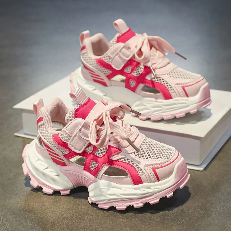 Description Picture 5 of itemNo Slipping in the Rain, Elastic Material Soles, Stable Grip, Lightweight, Comfortable and Breathable Lining, Air Circulation Inside the Shoes, Light and Breathable Without Stuffy Feet