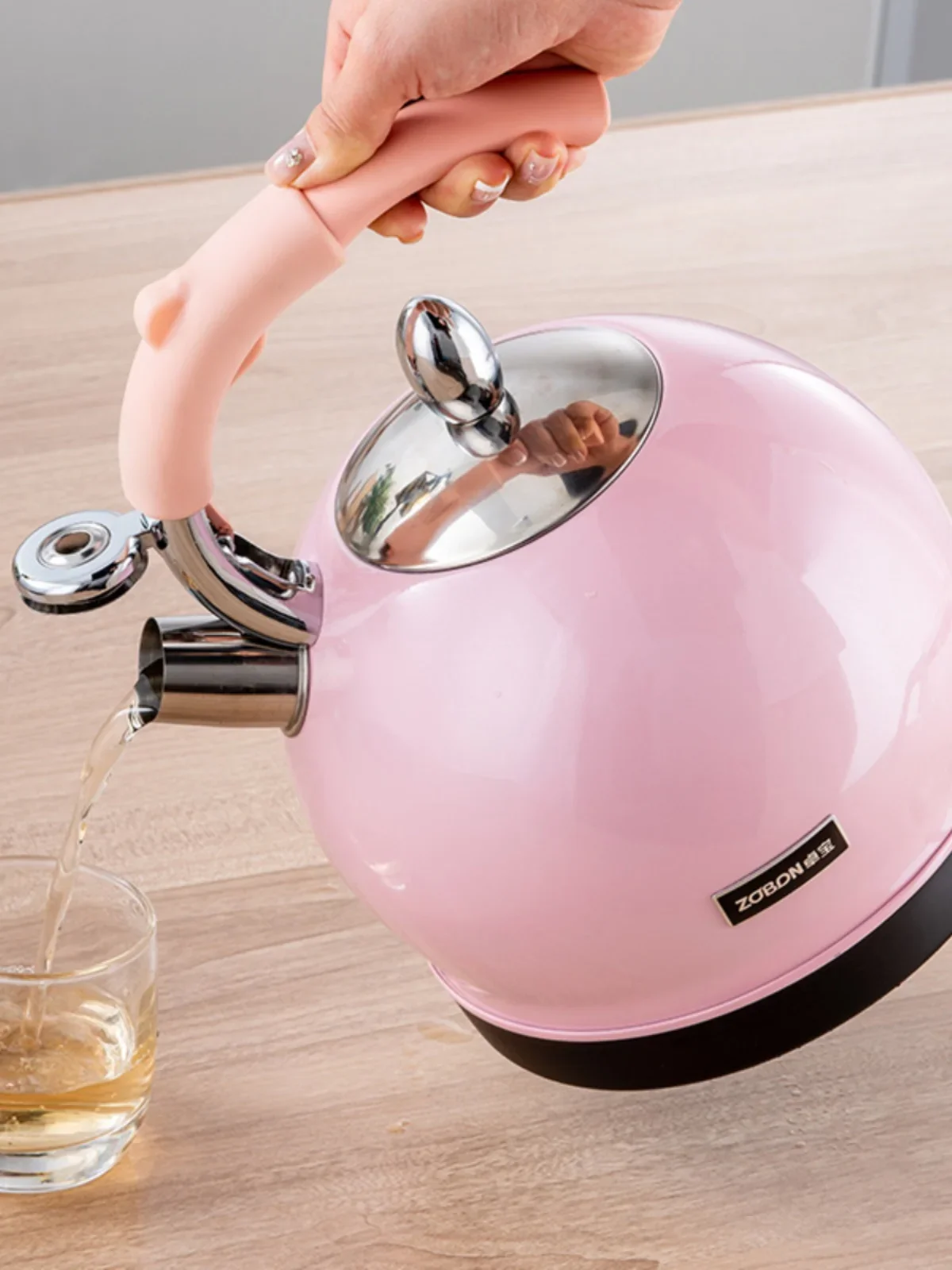 Рисунок 3 - Электрический чайник Yidi