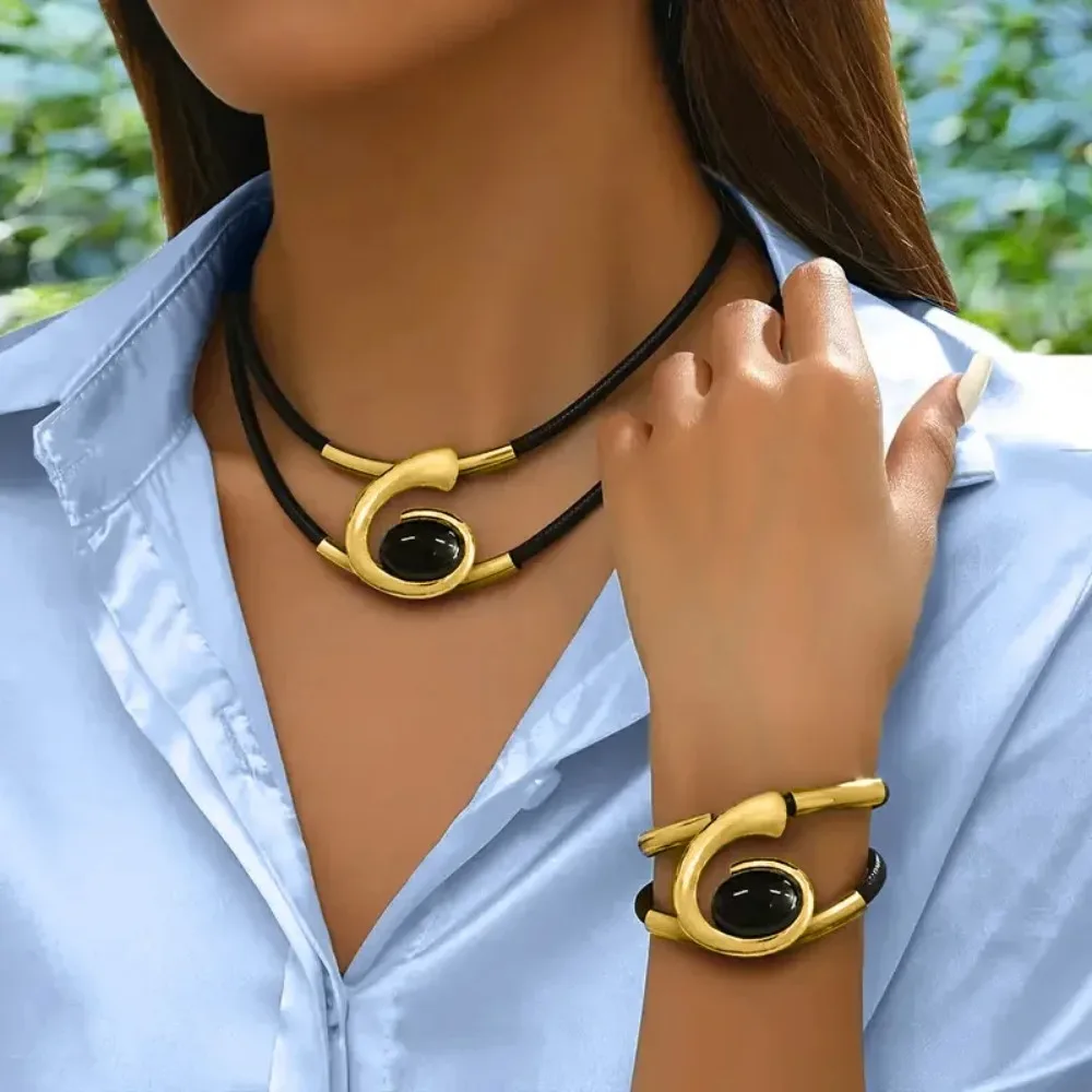 Cute Snail Conch Pendant Necklace for Women Metal Necklace Jewelry Set Gift