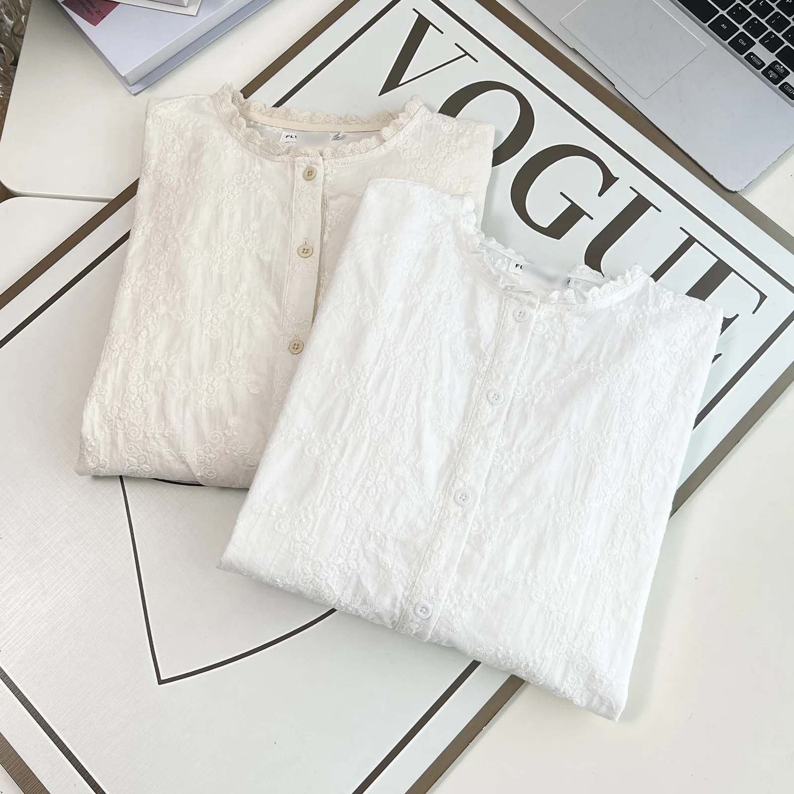 Plus Size Women's Blouses 2025 Autumn New Artistic Style Ruffled Collar Cotton Embroidery Jacquard Long Sleeved Shirt 9090