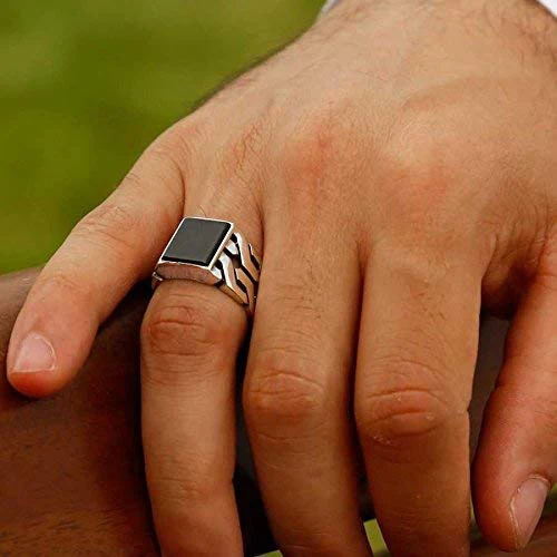 Fashion Men's Black Red Square Drop Glaze Hollow Ring Silver Vintage Punk Bike Party Jewelry Fashion Men's Black Red Square Drop Glaze Hollow Ring Silver Vintage Punk Bike Party Jewelry