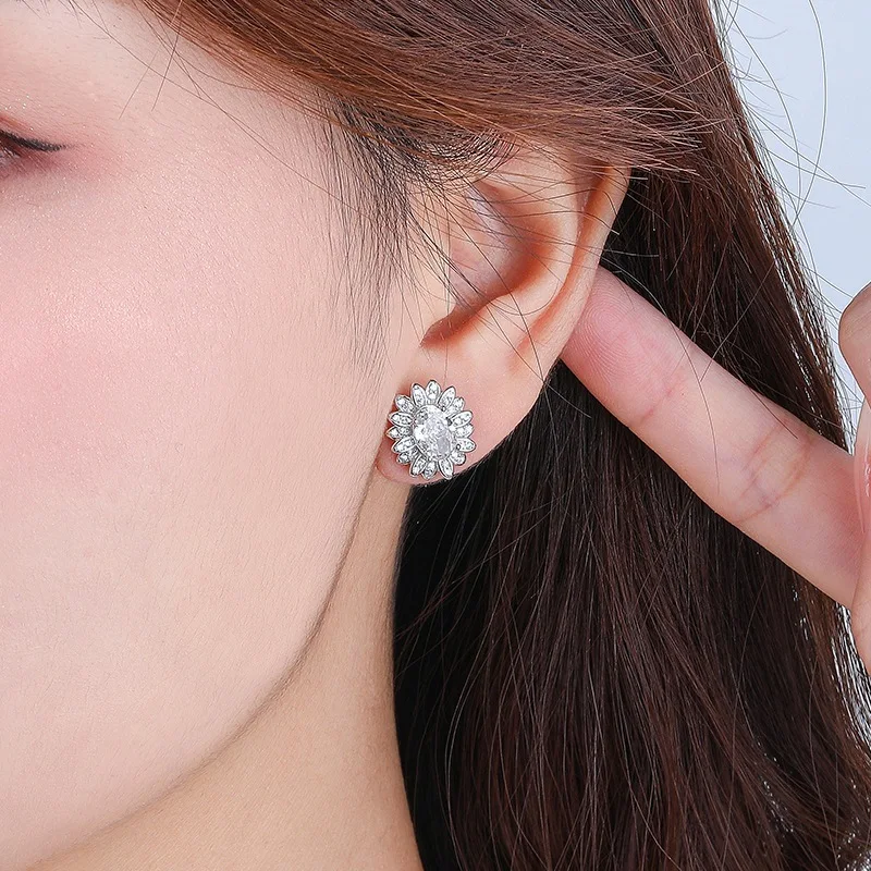 

S925 sterling silver Korean light luxury chrysanthemum zircon earrings Original ice flower cut stone earrings female