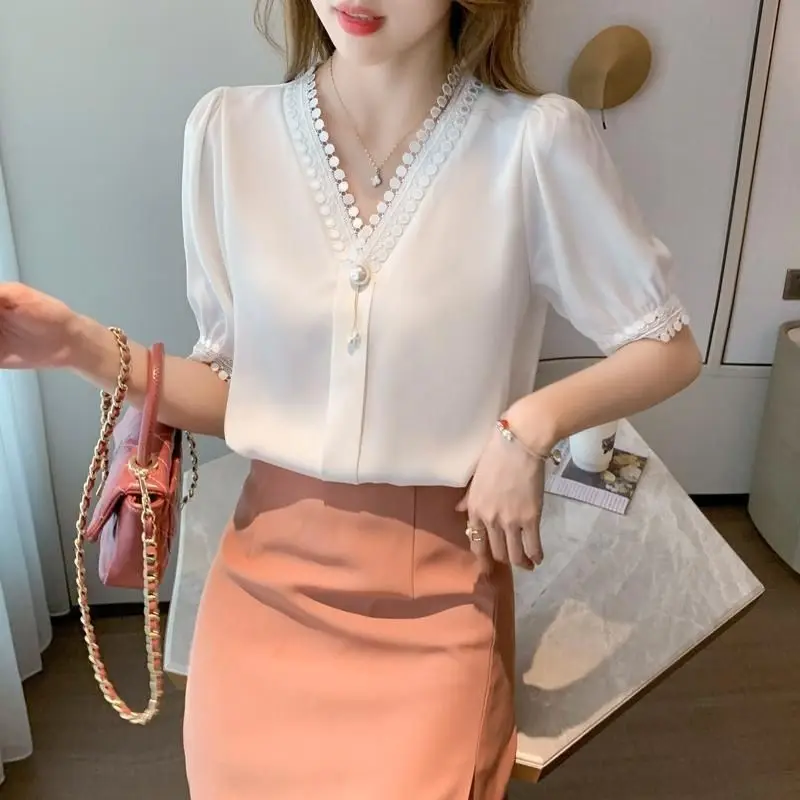 

Summer Women's Clothing Solid Color V-Neck Pullover Button Lace Patchwork Short Sleeve Chiffon T-shirt Elegant Fashionable Tops