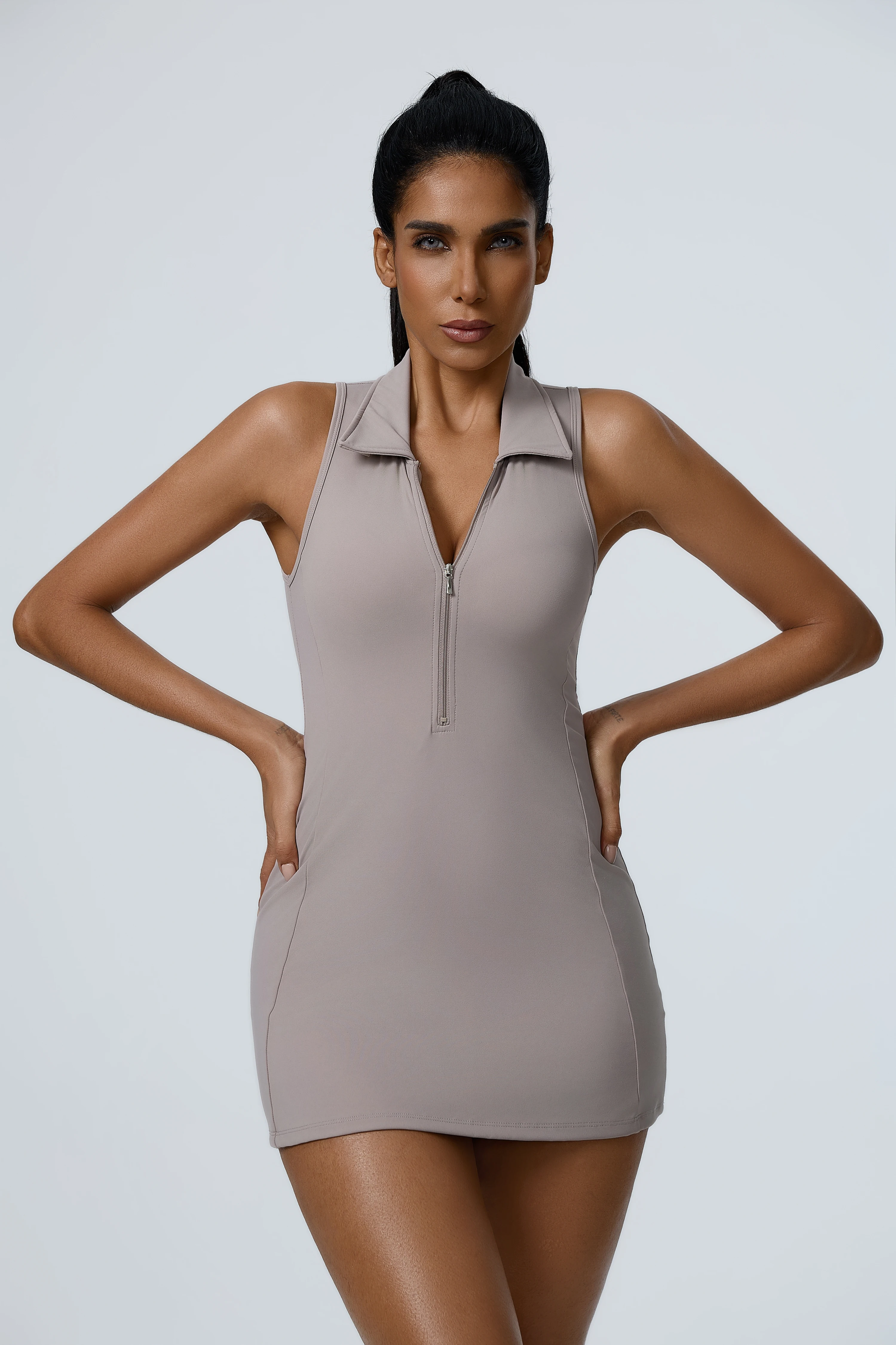 robe de sport, combinaison yoga, tenue fitness, vêtement sport femme,