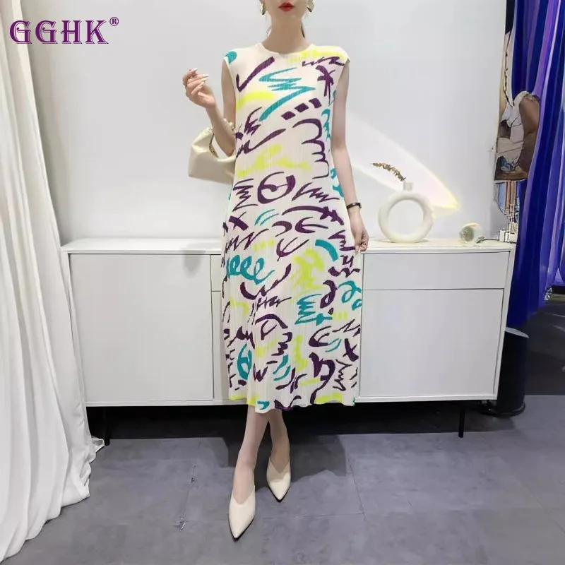 

GGHK Pleated 2024 Summer New Women Printed Dresses Round Neck Loose Plus Size Design Comfortable Casual Dresses