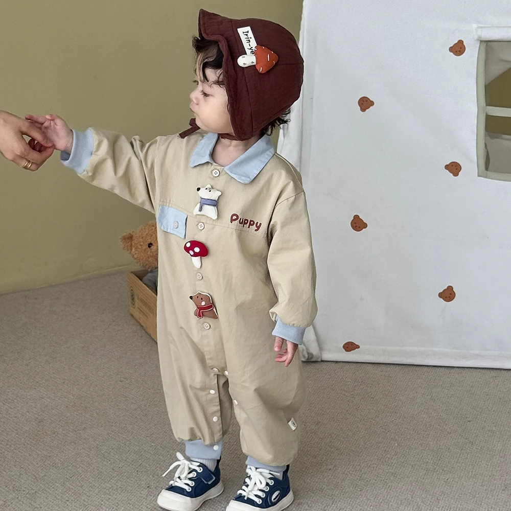 بدلة قفز أنيقة لخريف 2025 للأطفال الرضع مزينة بفطر...