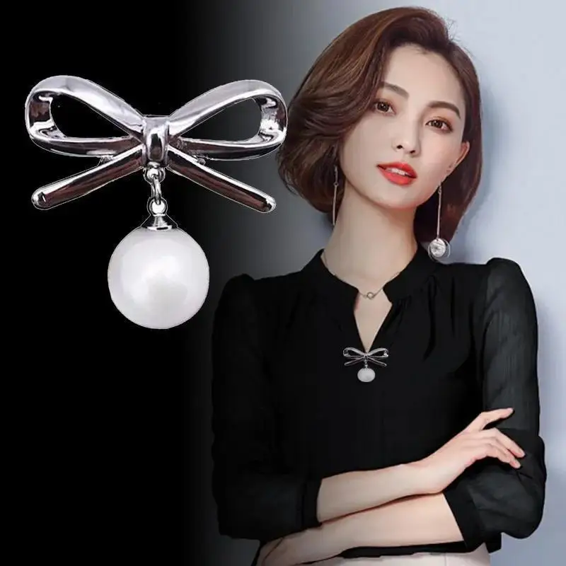 Elegant Simple Bow Brooches For Women Bowknot Pin Pearl Pendant Safety Lapel Pins Wedding Jewelry Body Accessories Creative Gift