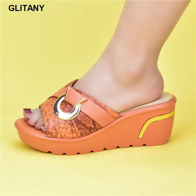 

2022 Metal Buckle Decoration Women Shoes Wedding Shoes Bride Fashion Womens Platform Heels High Heels Sexy Ladies Leopard Shoes