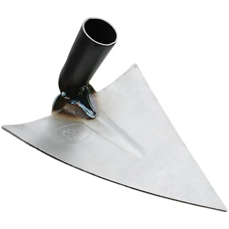 Manganese Steel Triangular Pointed Pickaxe Pull Hoe for Fertilization Ridging Furrowing Wooden Handle Pointed Hoe