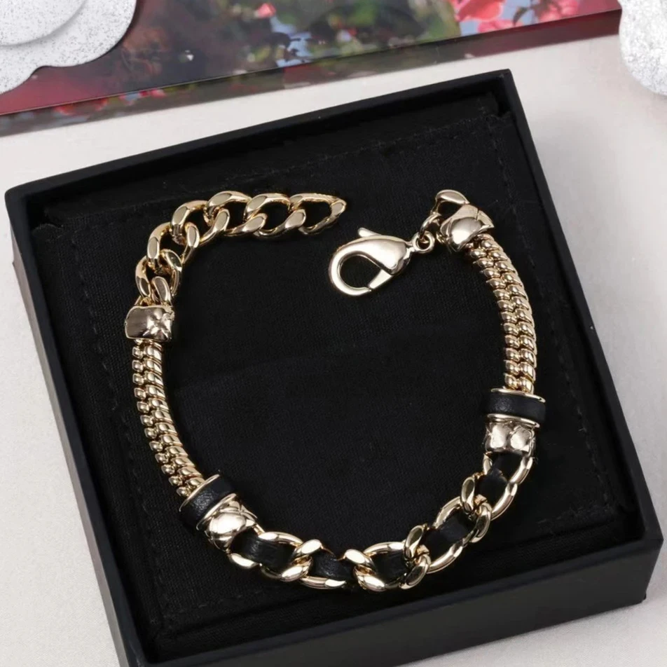 

Europe America Fashion Designer Sheepskin Bracelet Necklace Luxury Set Women Top Quality Jewelry Trend