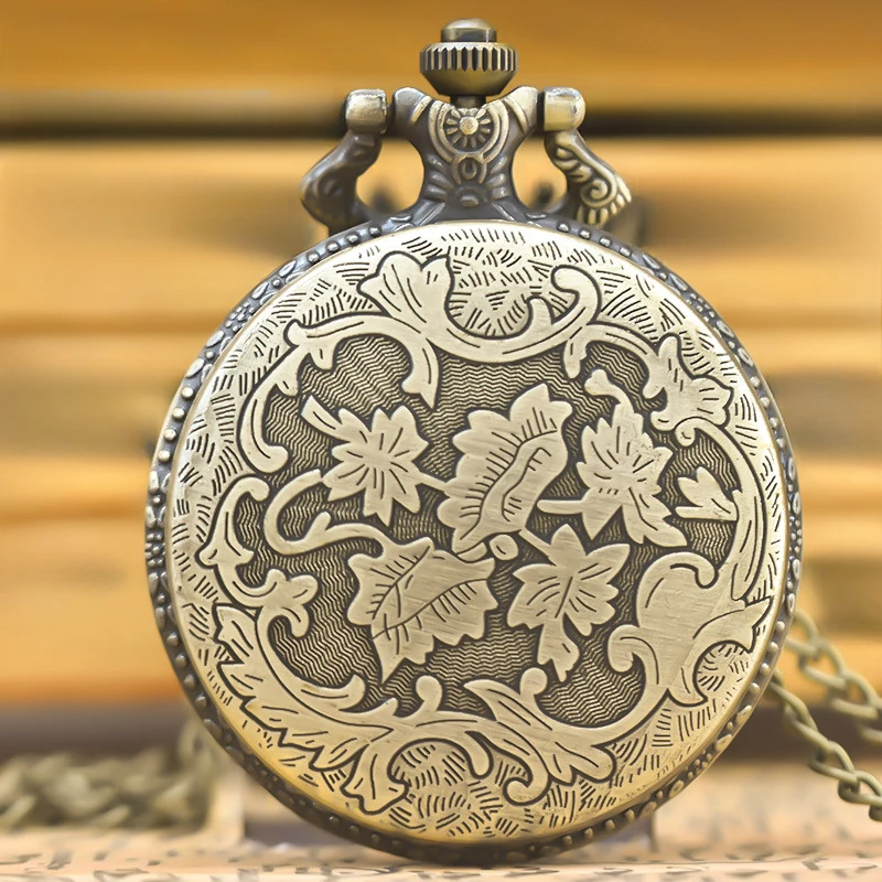 Alice Vintage Pocket Watch Anime Ladies Quartz Pocket Watch Wall