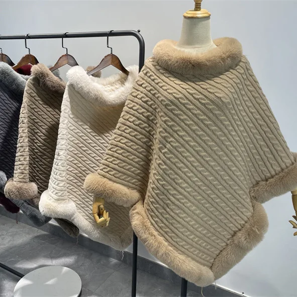 Women's Winter Plaid Hooded Fur Collar Shawl Luxury Knit Cloak Presentation