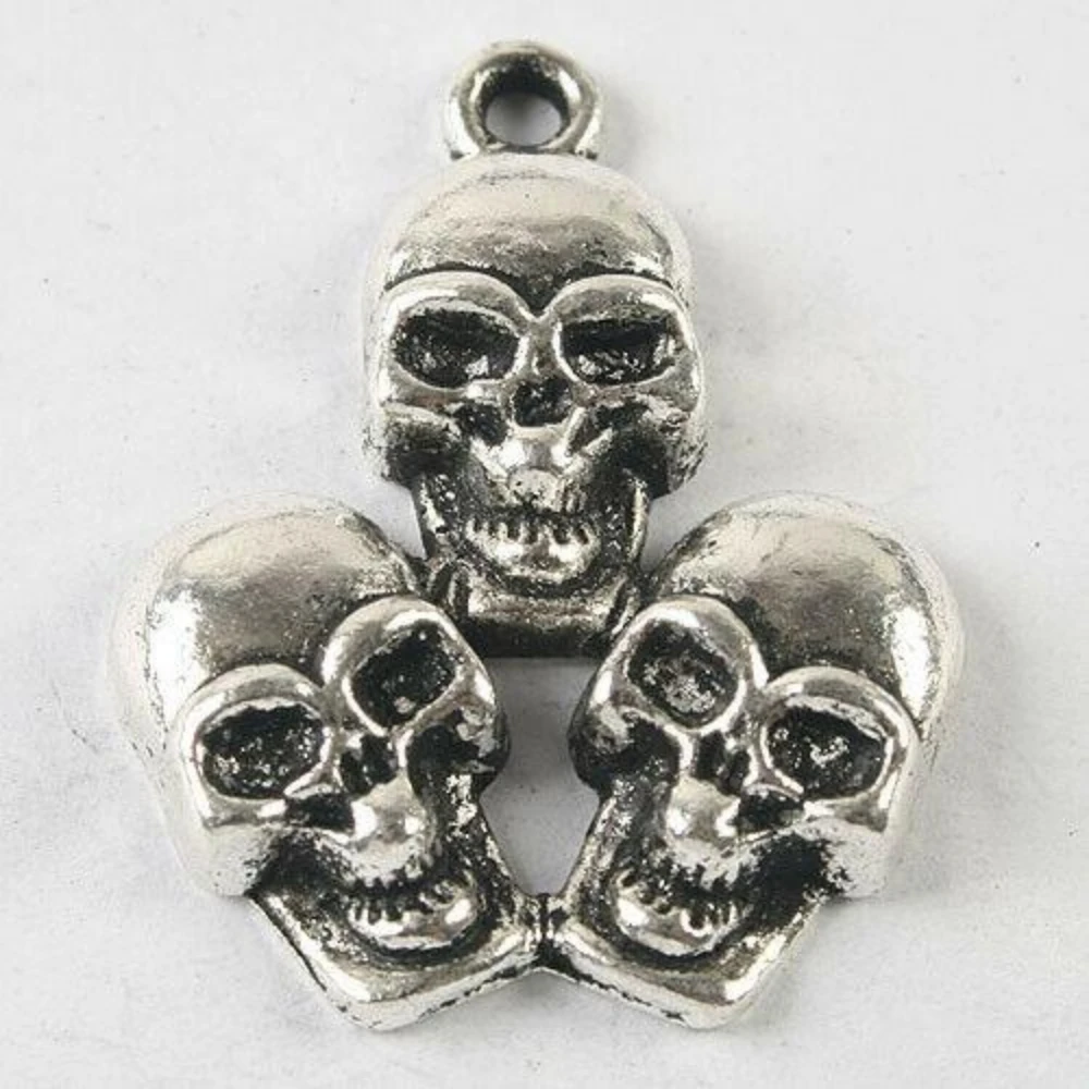 5PCS 39x30mm DARK SILVER TONE 3 SKULL PENDANT CHARM H3713