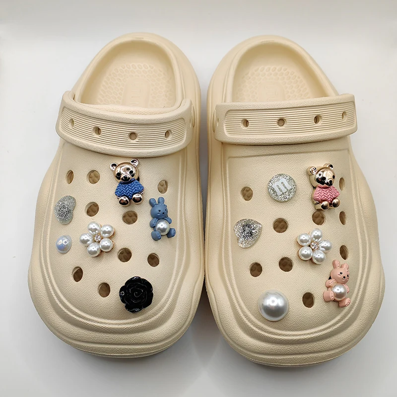 

Bear Pearl Flower Shoe Charm for Crocs DIY Shoe Decorations Button Accessories for Bogg Bag Slides Sandals Clogs Kids Gifts