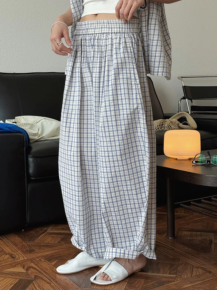 [EAM] High Elastic Waist Blue Plaid Brief Casual Wide Leg Pants New Trousers Women Fashion Tide Spring Autumn 2026 1DJ0747