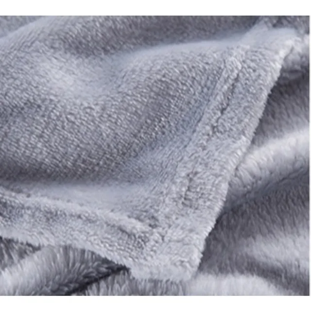 2025 new solid color simple plush blanket multi-functional Farley plush thickened warm blanket 5