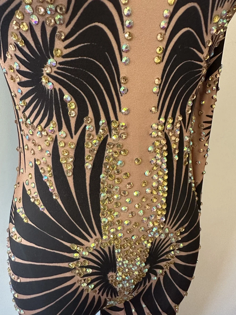 Costume da spettacolo di danza femminile abbigliamento da palcoscenico femminile vestito da discoteca per feste tuta con strass scintillanti