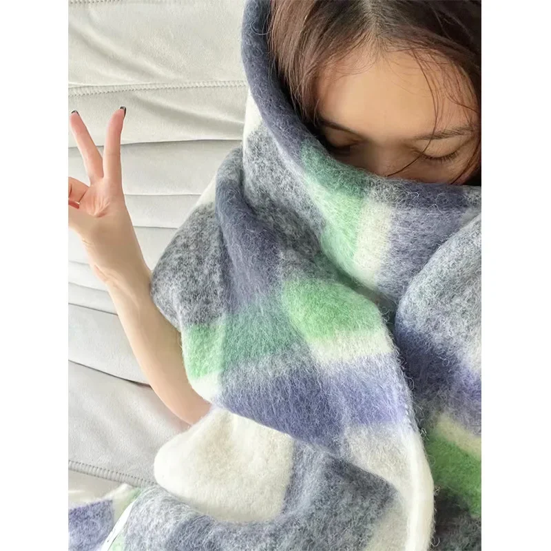 

Женский шарф, Мягкая универсальная модная теплая длинная шаль в контрастную полоску с кисточками