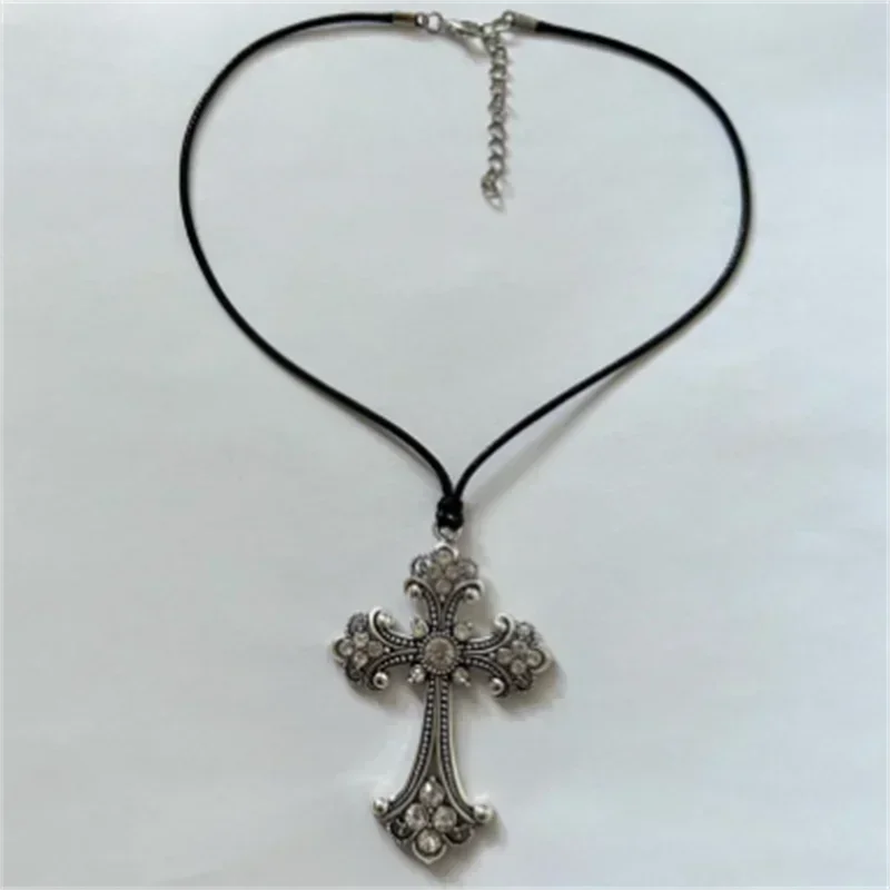 Rhinestone Cross Choker Necklace 3