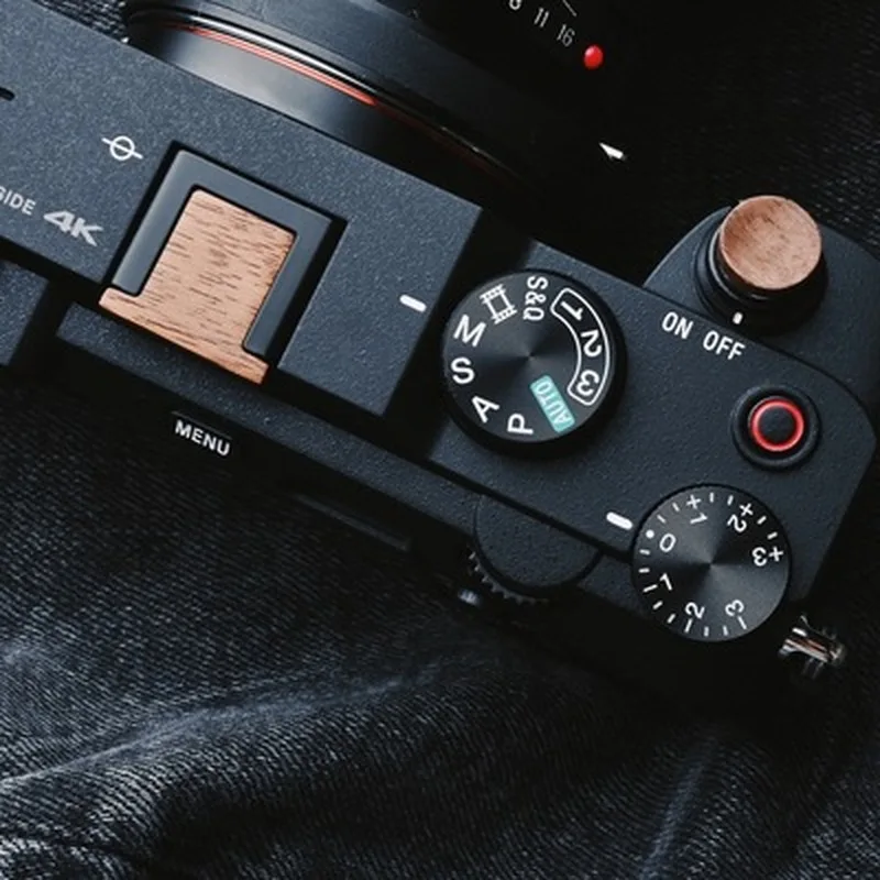 

Деревянная кнопка спуска затвора и деревянная крышка горячего башмака для камеры Sony A7C a7c