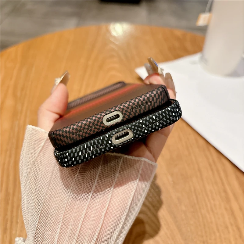 Carbon Fibre Kevlar Armor Magnetic Case with Wireless Charging Compatibility
