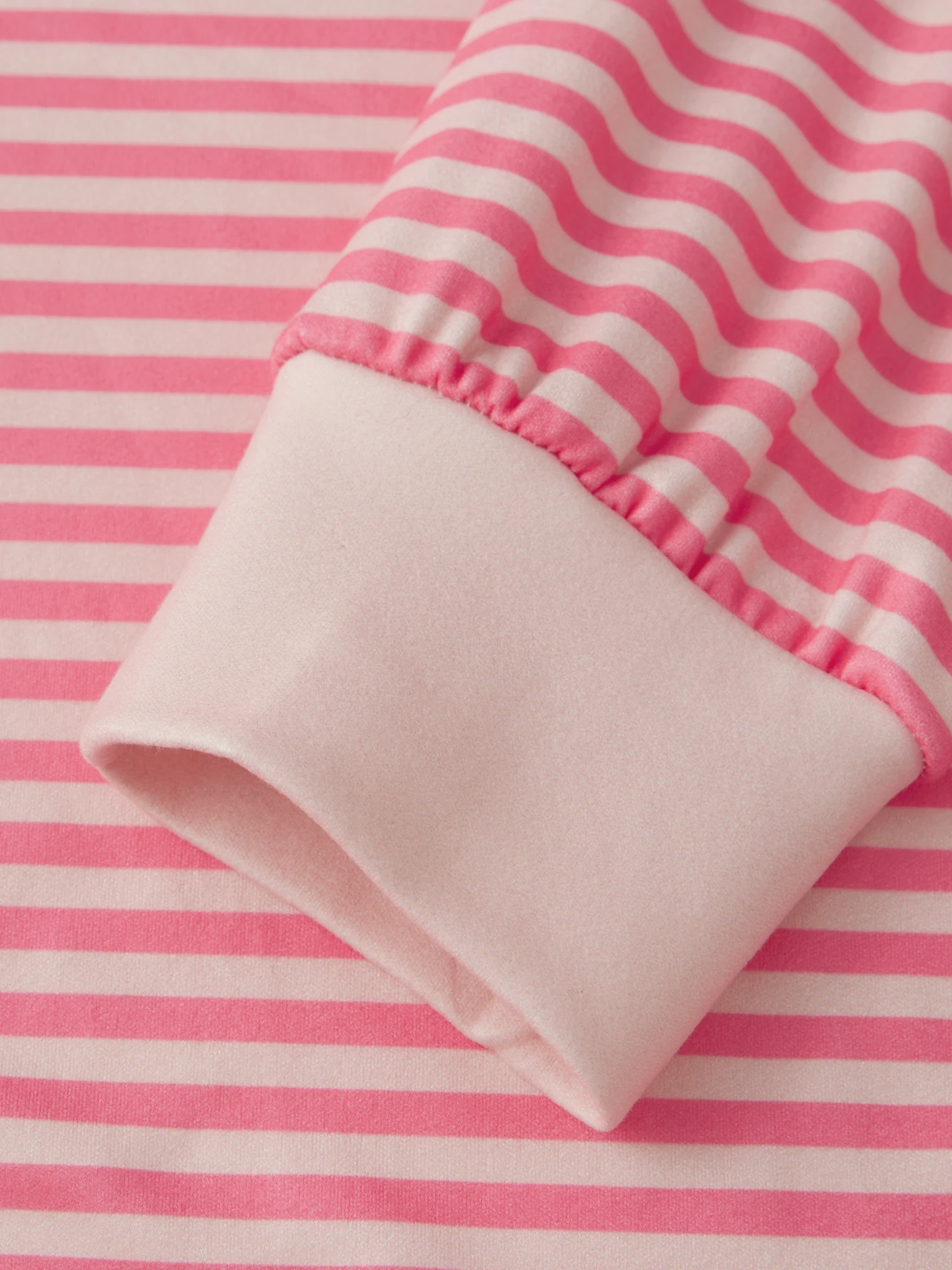 Women s Stylish Striped Long Sleeve Round Neck T-shirt for Spring and Autumn Casual Wear with Loose Fit