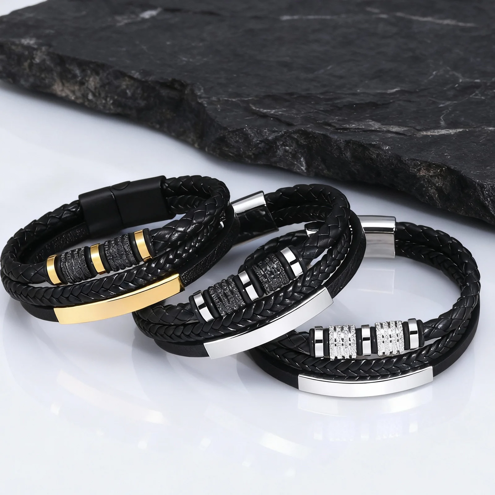 Schwarzes Mehrschichtiges Lederarmband für Männer, Metallrohr-Charm Handgeflochtenes Seil-Lederarmband, Geschenk für Ehemann Vater Sohn