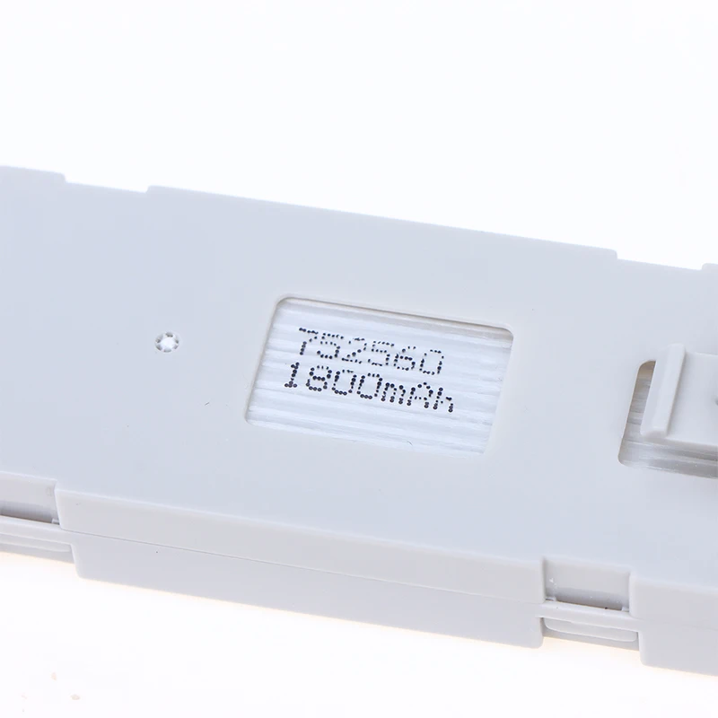 Large Capacity 3.7V 1800mAh 2600mAh RC Drone Lithium Battery For E88/E99/E525 Mini Drone Lithium Battery Replacements 18 S0f9489c9bff040baa5db8739fc118002l Large Capacity 3.7V 1800mAh 2600mAh RC Drone Lithium Battery For E88/E99/E525 Mini Drone Lithium Battery Replacements