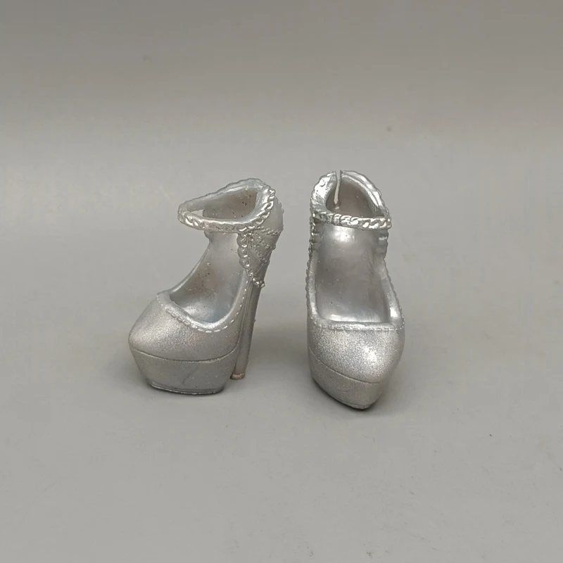Chic Winter Doll Shoe Collection - Stylish Boots and High Heels Gift Set