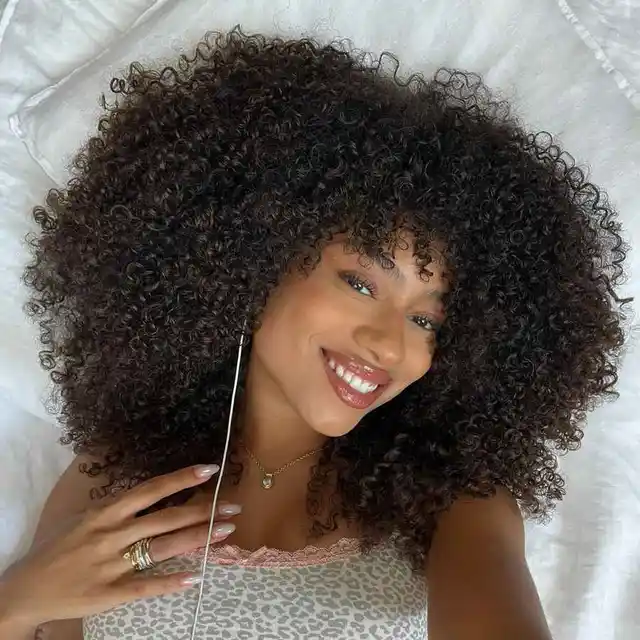 Perruques afro bouclées avec frange pour femmes noires, densité 250%, sans colle, cheveux humains courts Bob 1