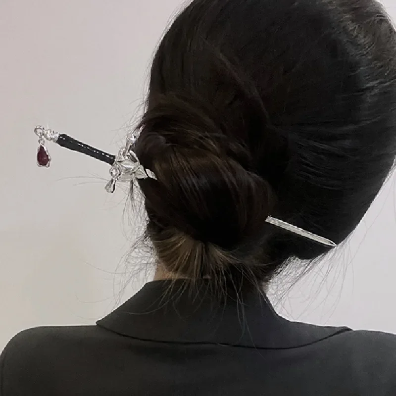 Hair Headdress Hair Accessory Ruby Pendant Sword Hairpin