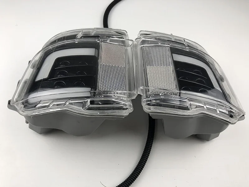 

For Toyota Land Cruiser FJ200 LC200 2016 2017 2018 Car LED Rear Fog Lamp Auto Warning Light Reflector 2PCS Bumper Tail Light