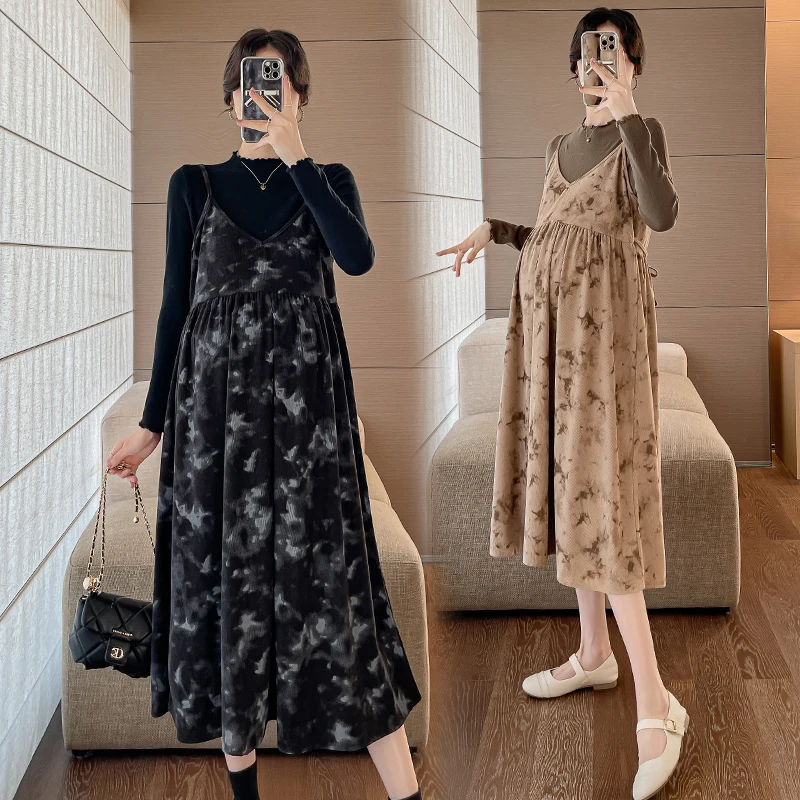 

2024 Spring Elegant Maternity Dress Suits Long Sleeve T-shirt Vintage Strap Corduroy Dress Twinset Pregnant Woman Clothes Sets