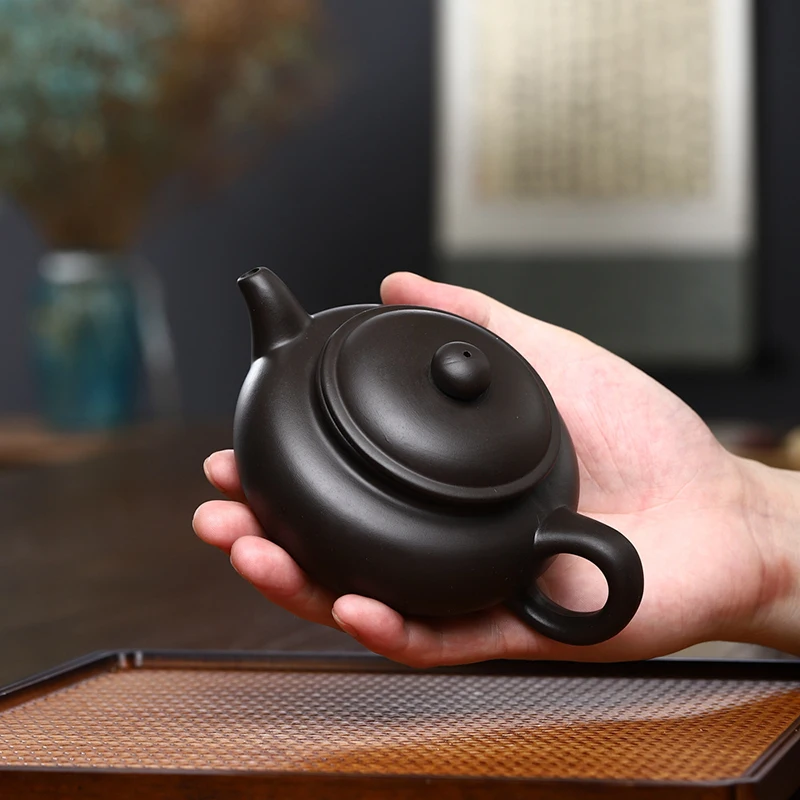 YixingBlackClayTeapotBallHoleFilterKettleArchaizeTeaPotDrink