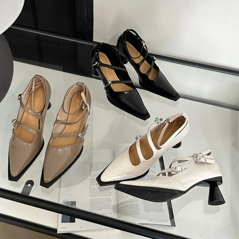 

British Style Mary Jane Shoes Female New Retro High Heels Pointed Head Lightweight Comfortable Pumps Double Belt