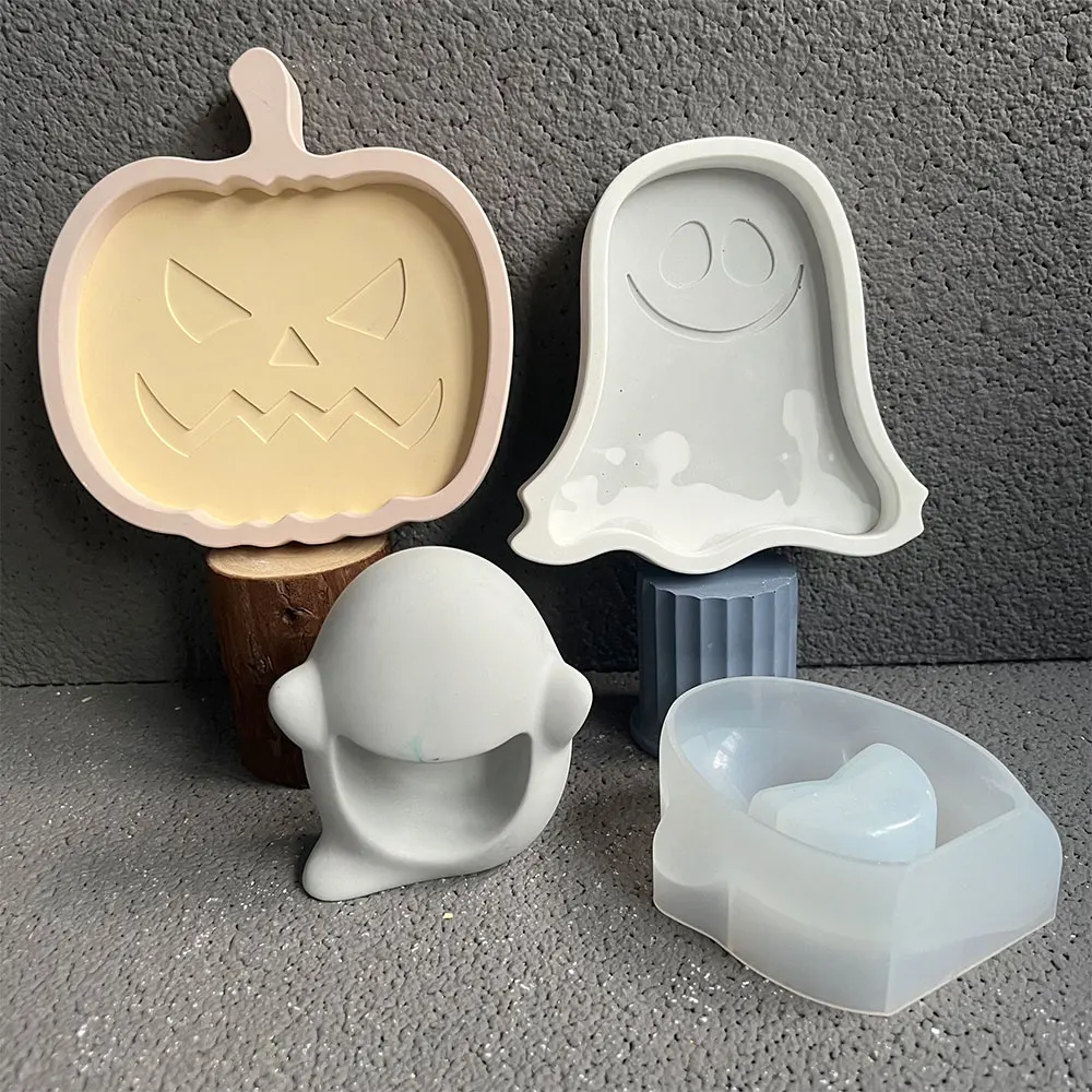 Halloween Ghost Mold 4