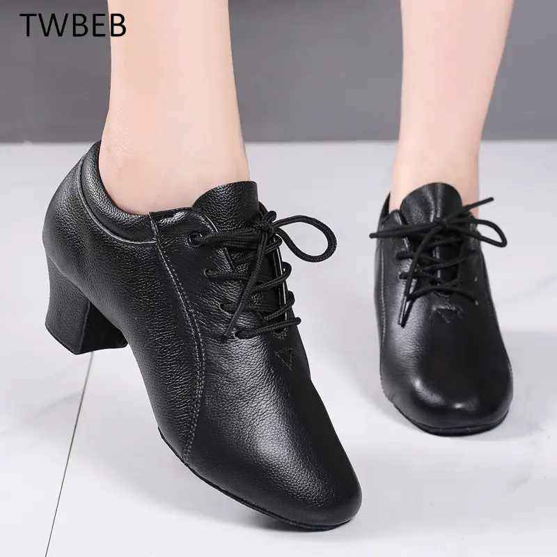 

Женские танцевальные туфли из натуральной воловьей кожи, на среднем каблуке