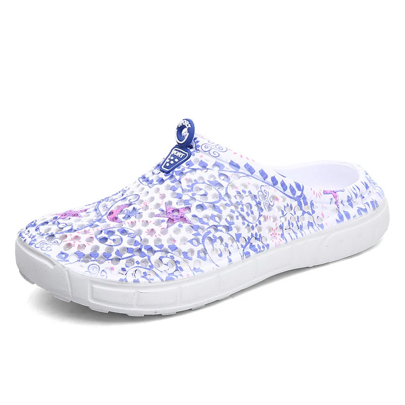 thumbnail image 1 of Zapatillas con agujeros estampados grandes, calzado para jardín suave y ligero para mujer, nuevas zapatillas de playa EVA, zapatos de agua para hombre, 1 of 5