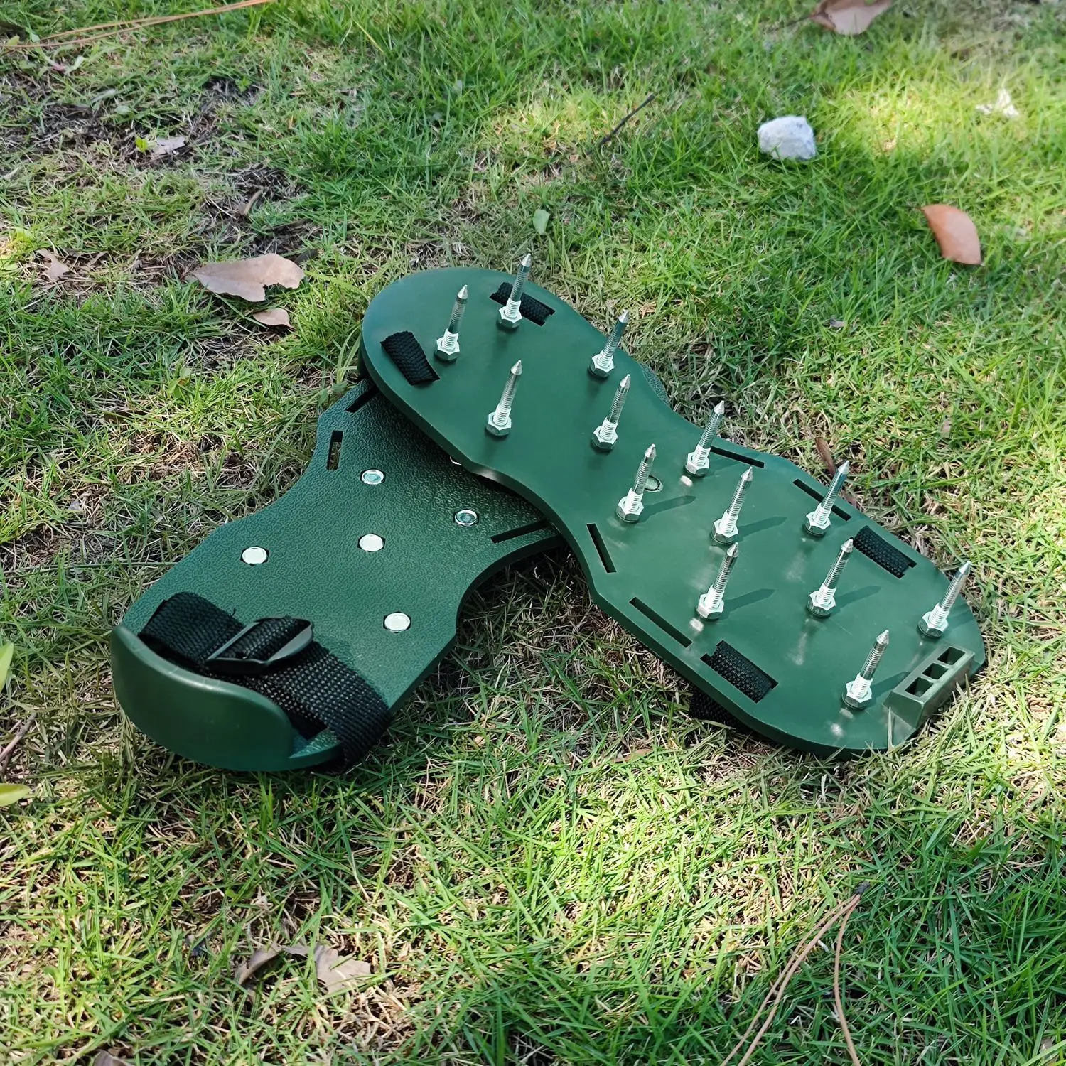 2-in-1 Manual Lawn Aerator Tool - 24 Spike Carbon Steel Soil Aerator For Garden & Yard