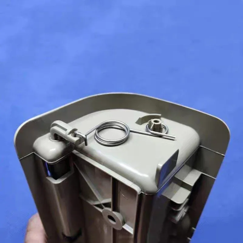 For 06-12 SYLPHY Bluebird 3rd 4rd generation SYLPHY Patrol Y62 Rear Seat Center Armrest Tea Cup Holder 1pcs