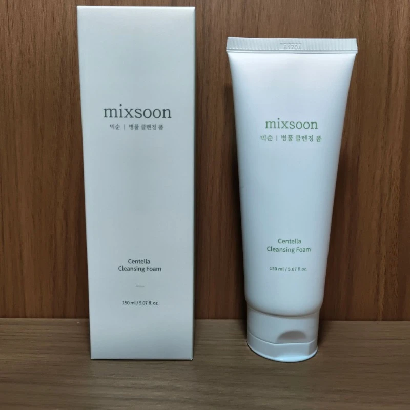 Centella Asiatica Facial Cleanser 150ML - Deep Cleansing  Gentle Moisturizer
