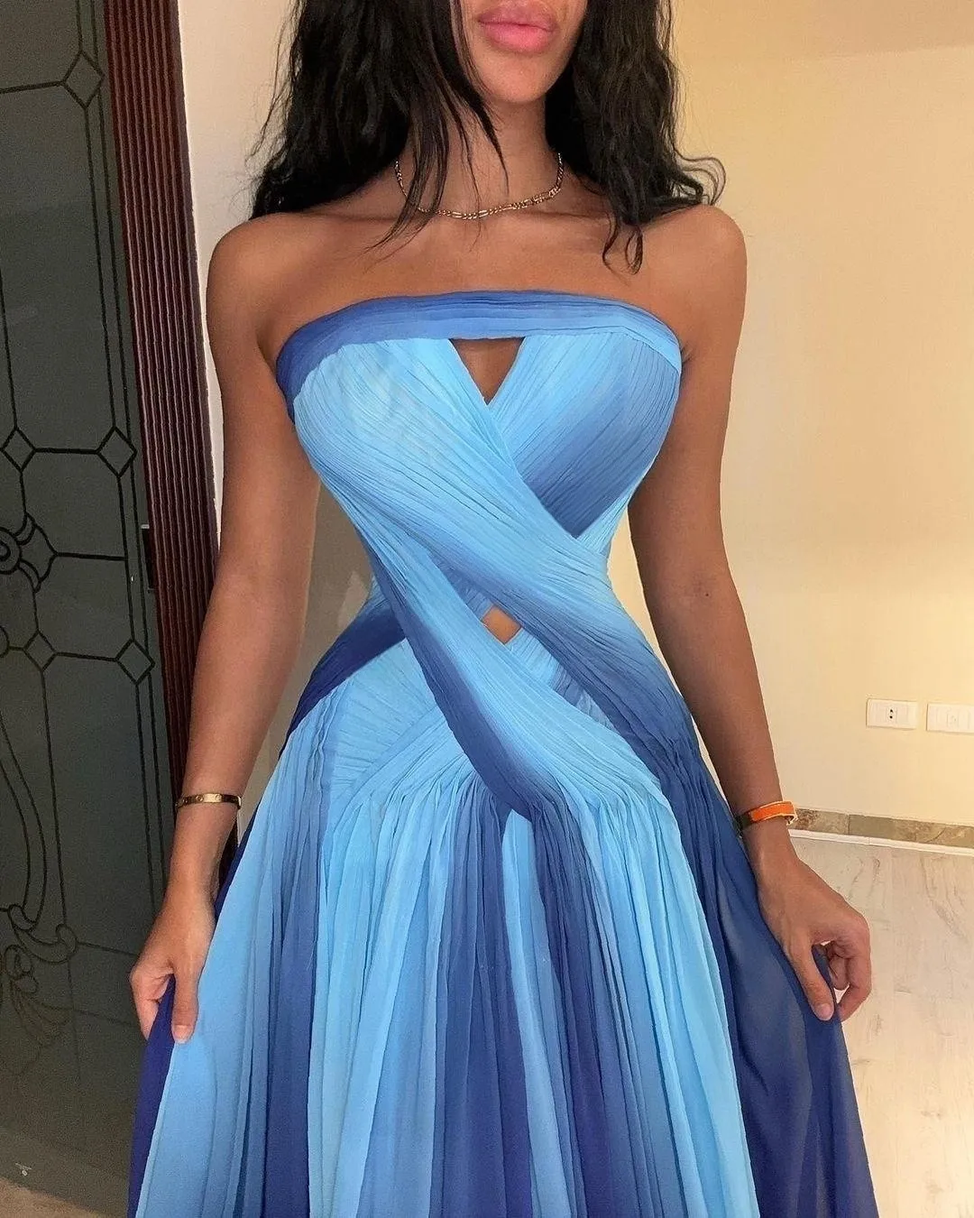 

Sapmae Strapless A-line Court Train Floor-length Bule Zipper Up Elegant Prom Formal Evenning Party Dress For Women