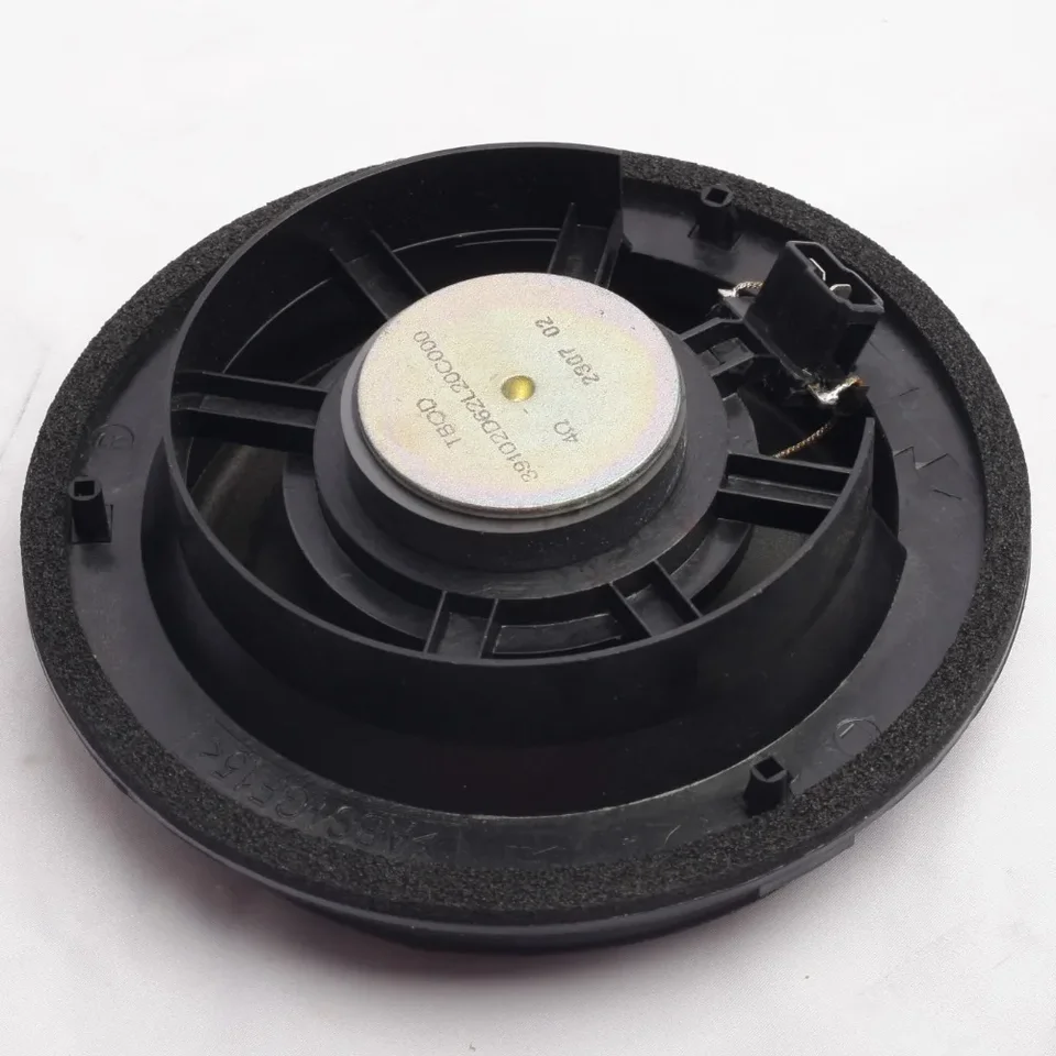 39102D62L20C000 Otomobil Parçası Hoparlör Amplifikatör Kapı